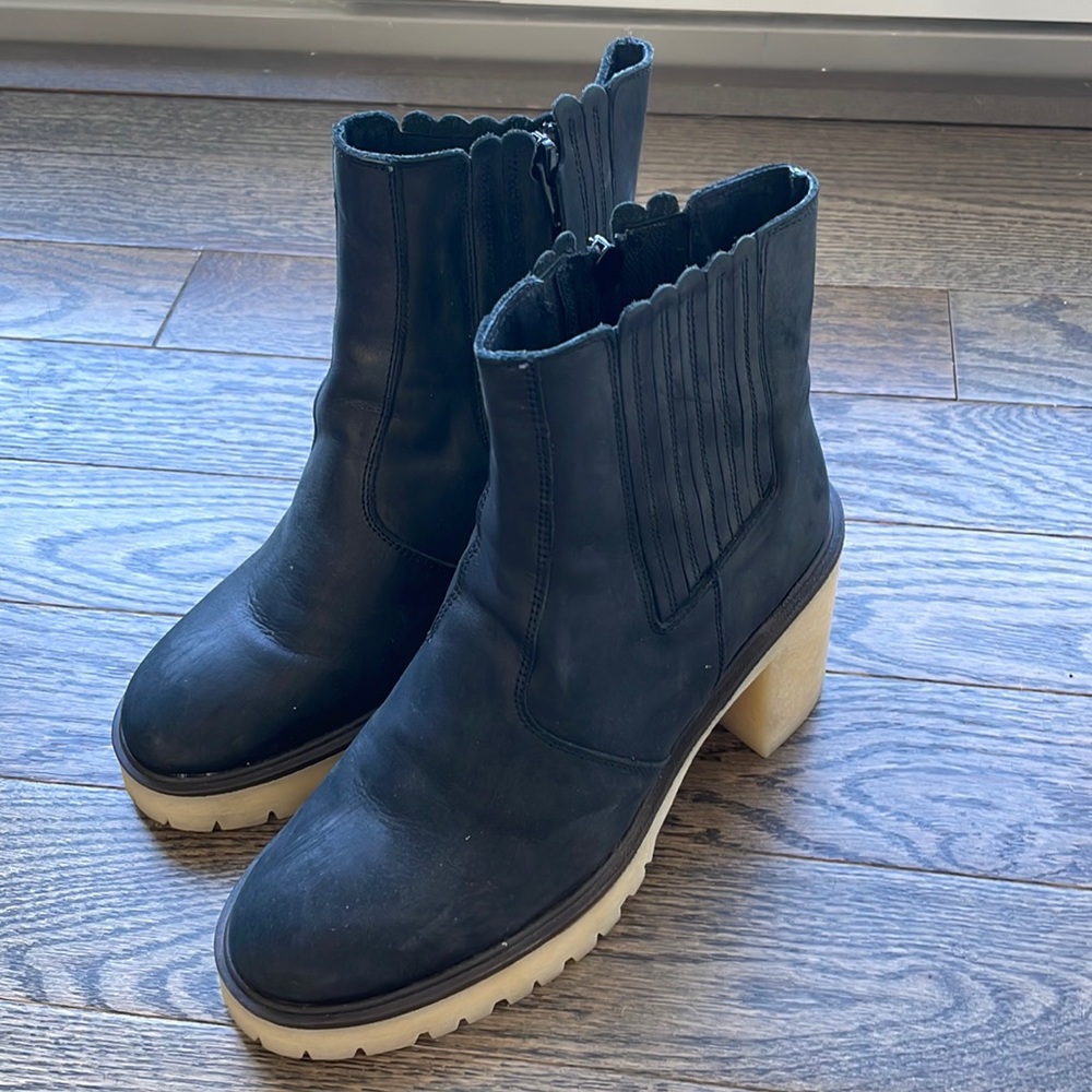 Free people James Chelsea Boots